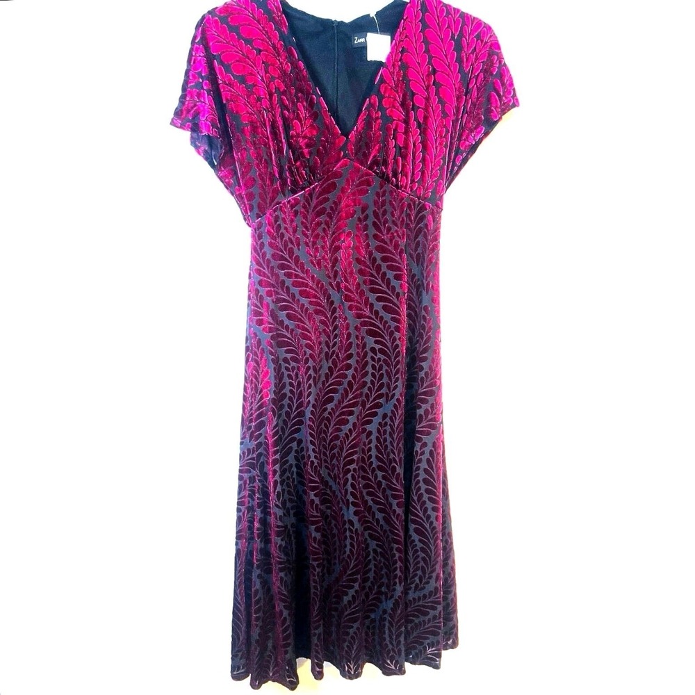 Zarr Collection Red Women's Christmas Dress Size 8 Black Midi Cocktail Party NWT